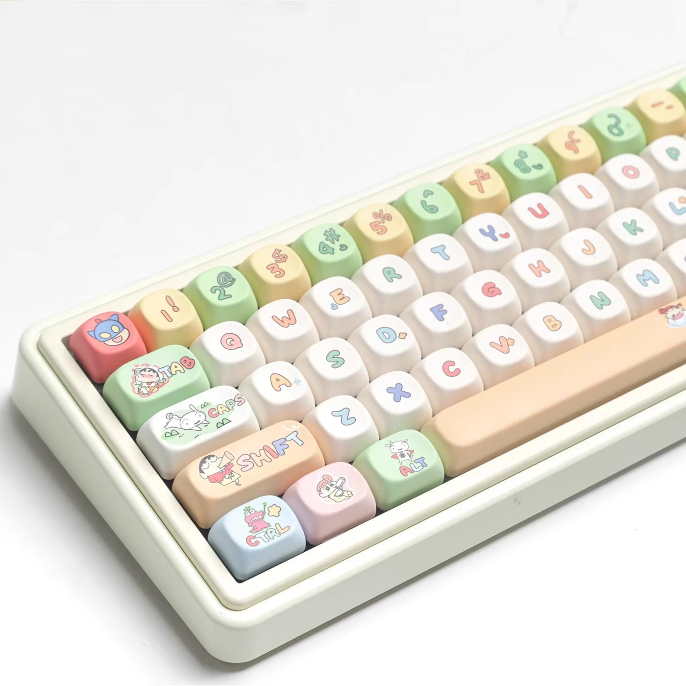 Crayon Shin-chan MOA Keycap Cu - Art Craft Market reseña y precio